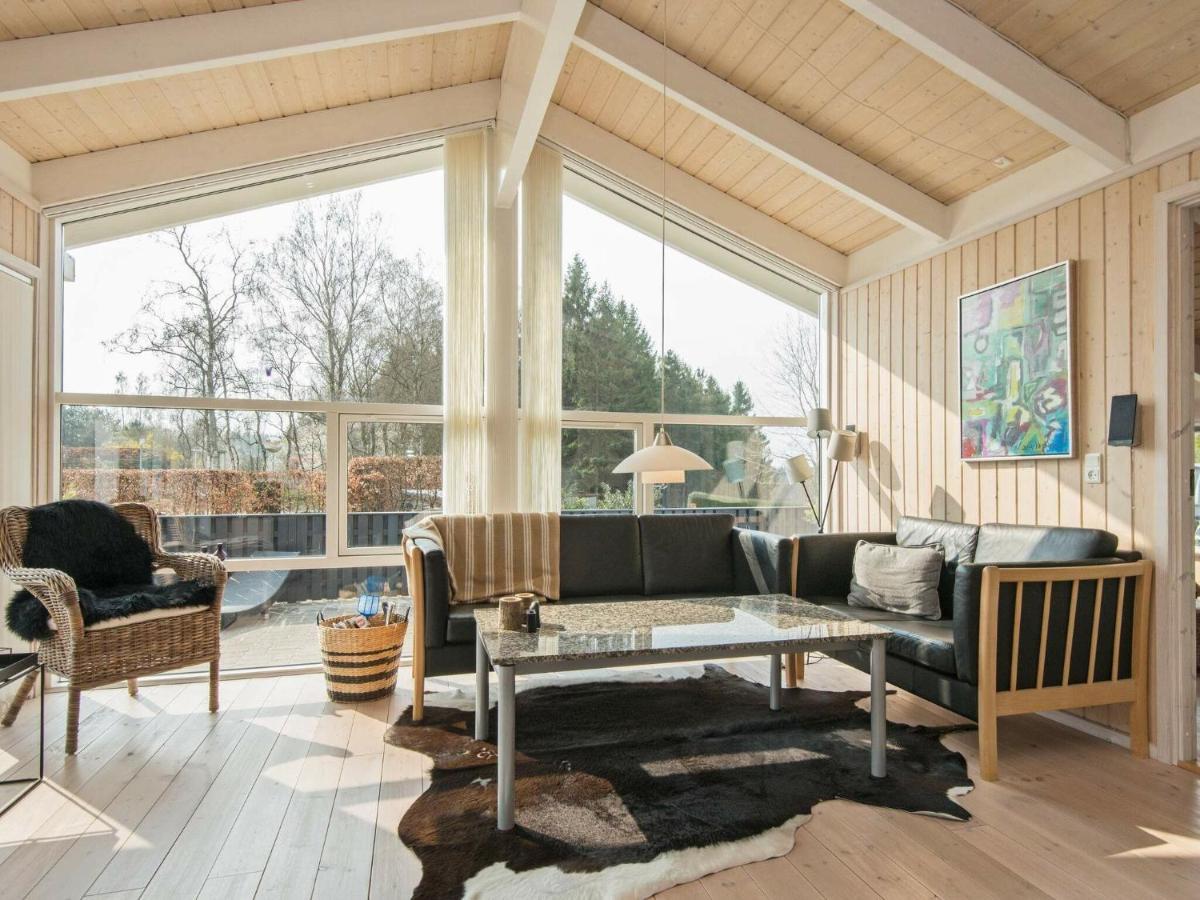 6 Person Holiday Home In Ebeltoft Kültér fotó